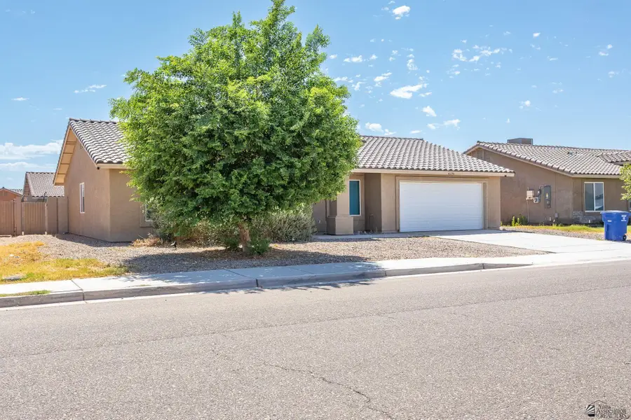4295 S Desert Willow Way, Yuma, AZ 85367 - Image #2