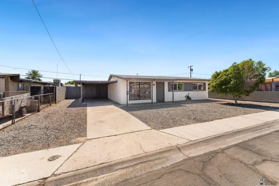 2463 S OLIVIA AVE, Yuma, AZ 85365 - #3