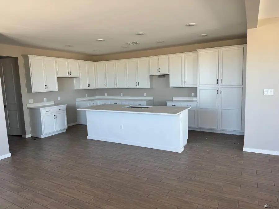 3462 S ELLIOTT WAY, Yuma, AZ 85365 - Image #2
