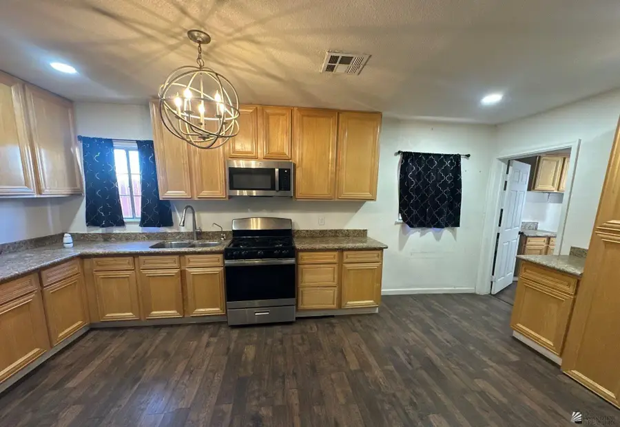 902 S 1 AVE, Yuma, AZ 85364 - Image #3