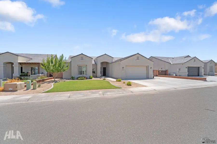 8177 E 35 PL, Yuma, AZ 85365 - Image #2