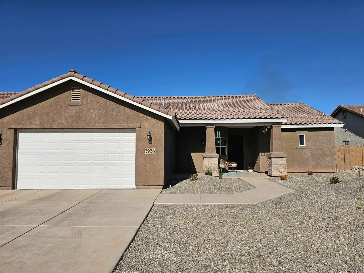 3956 S 34 DR, Yuma, AZ 85365 - Image #1