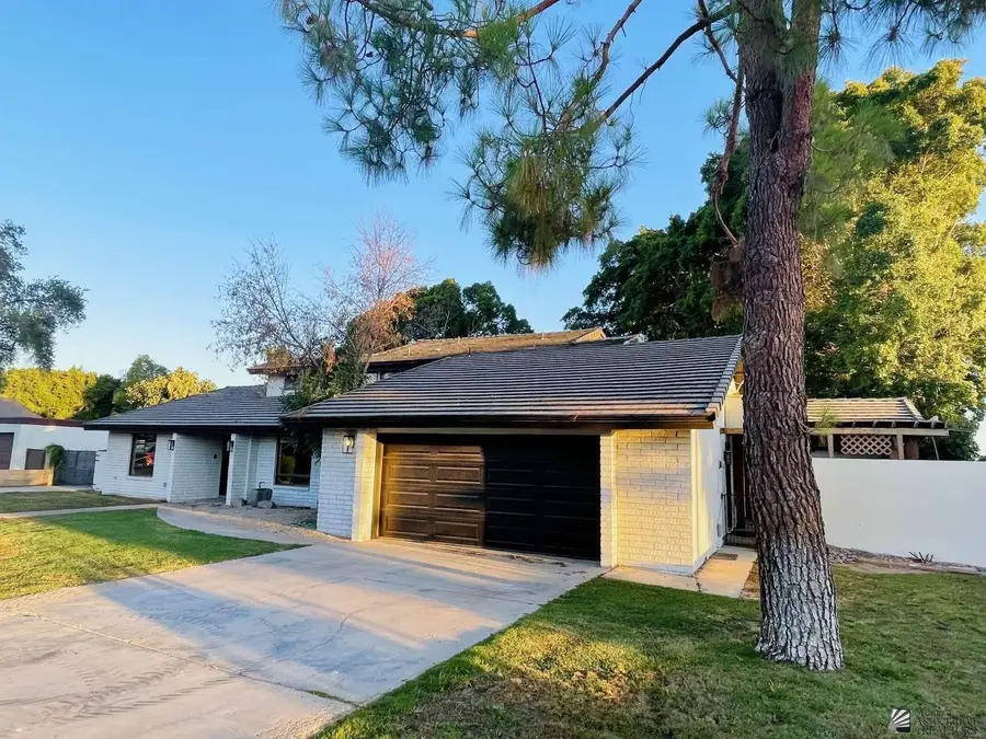 4431 W VAQUERO LN, Yuma, AZ 85365 - Image #2