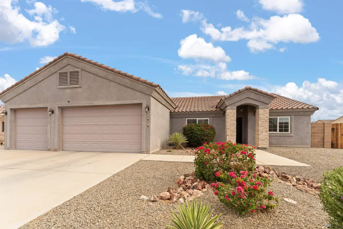 5978 E 39 ST, Yuma, AZ 85365 - Image #1