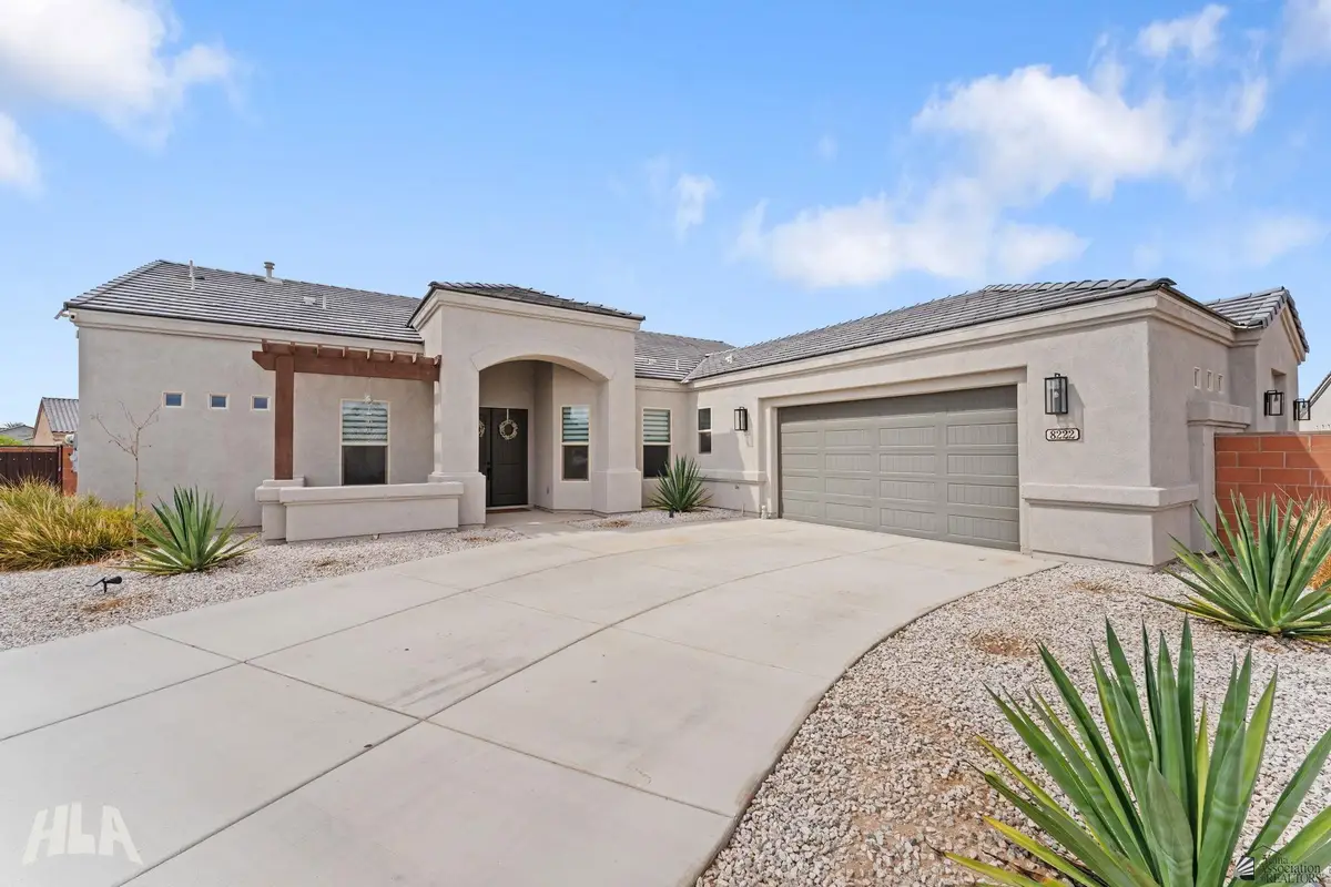8222 E CROW LN, Yuma, AZ 85365 - Image #1