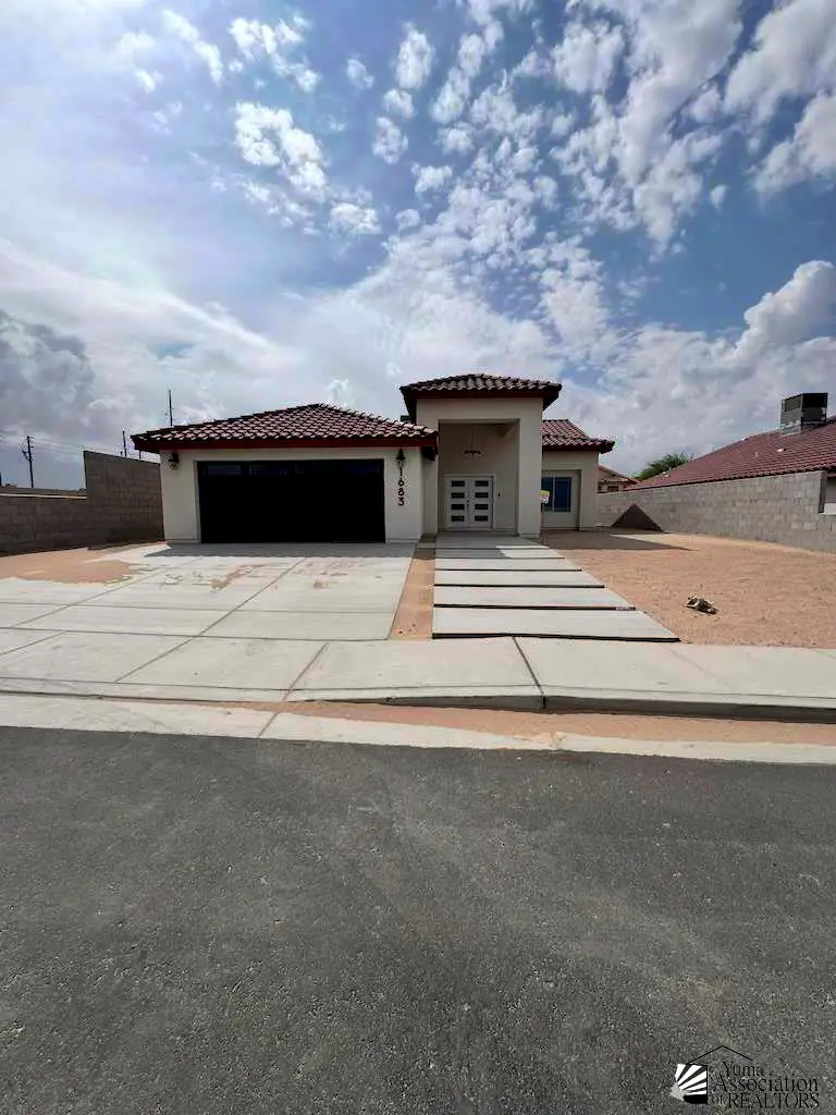 1667 E UNION ST, San Luis, AZ 85336 - Image #1