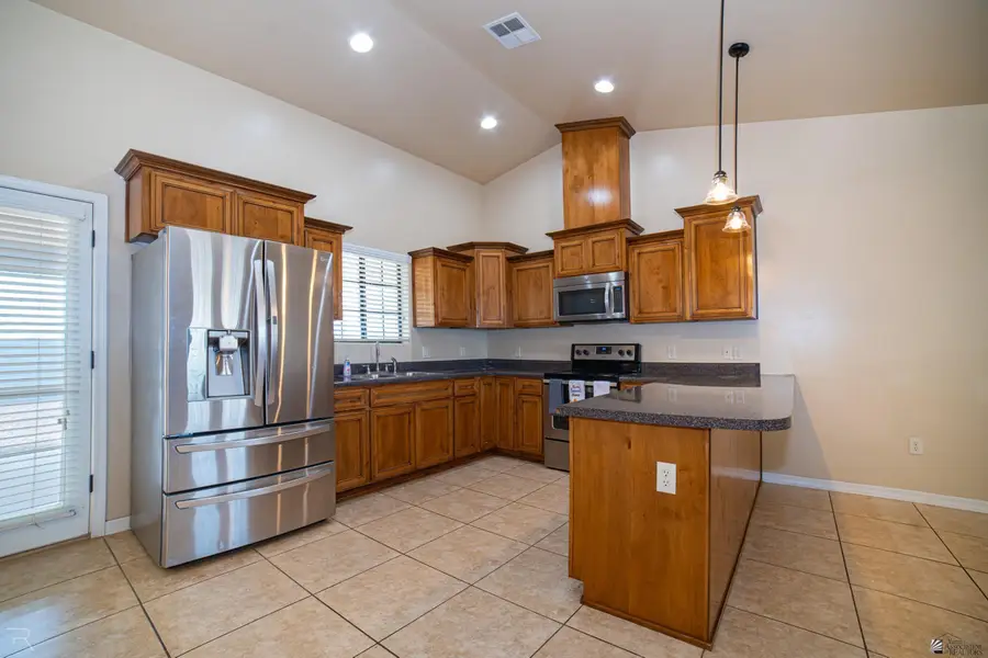 2559 E EDAIS ST, San Luis, AZ 85336 - Image #2