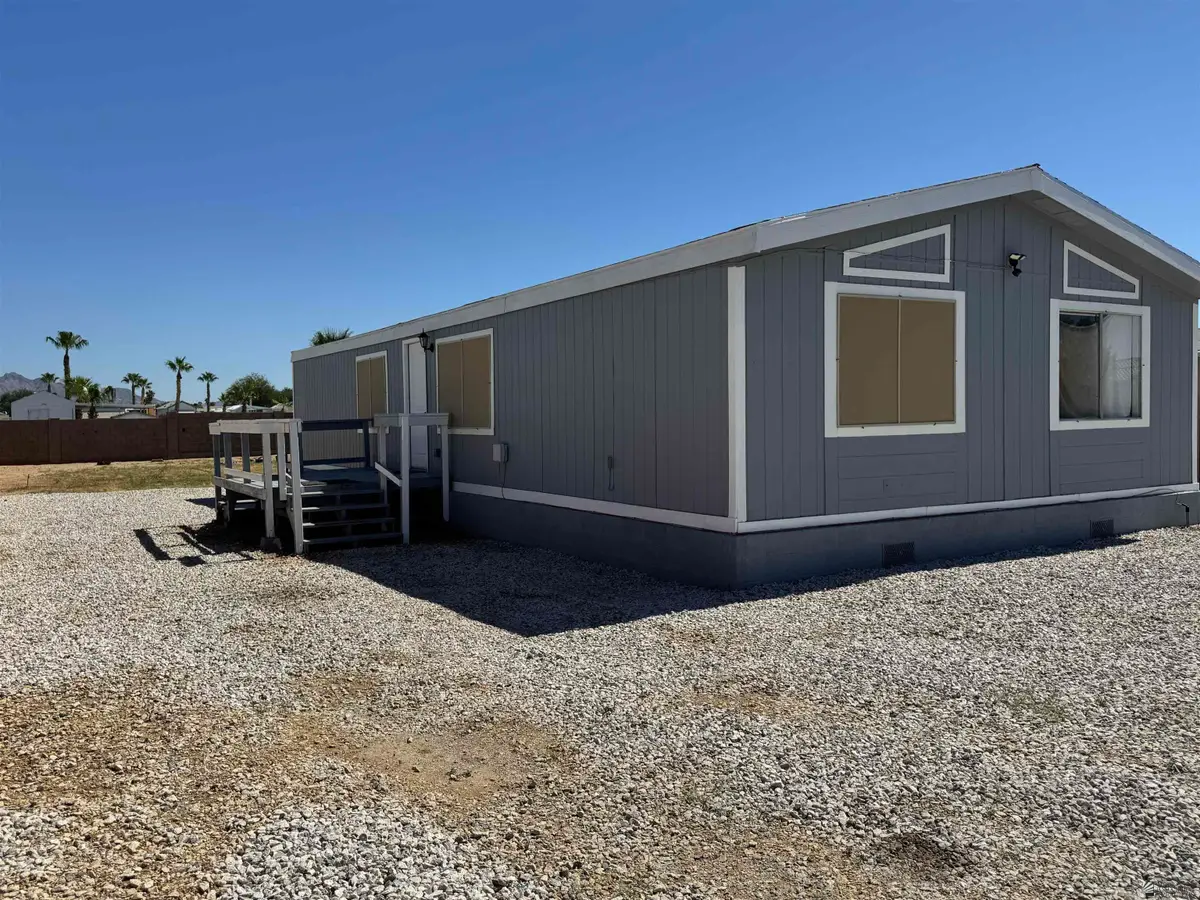 10543 S PEARL AVE, Yuma, AZ 85365 - Image #1