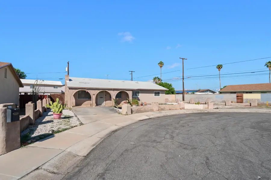 2632 S BEVERLY LN, Yuma, AZ 85364 - Image #3