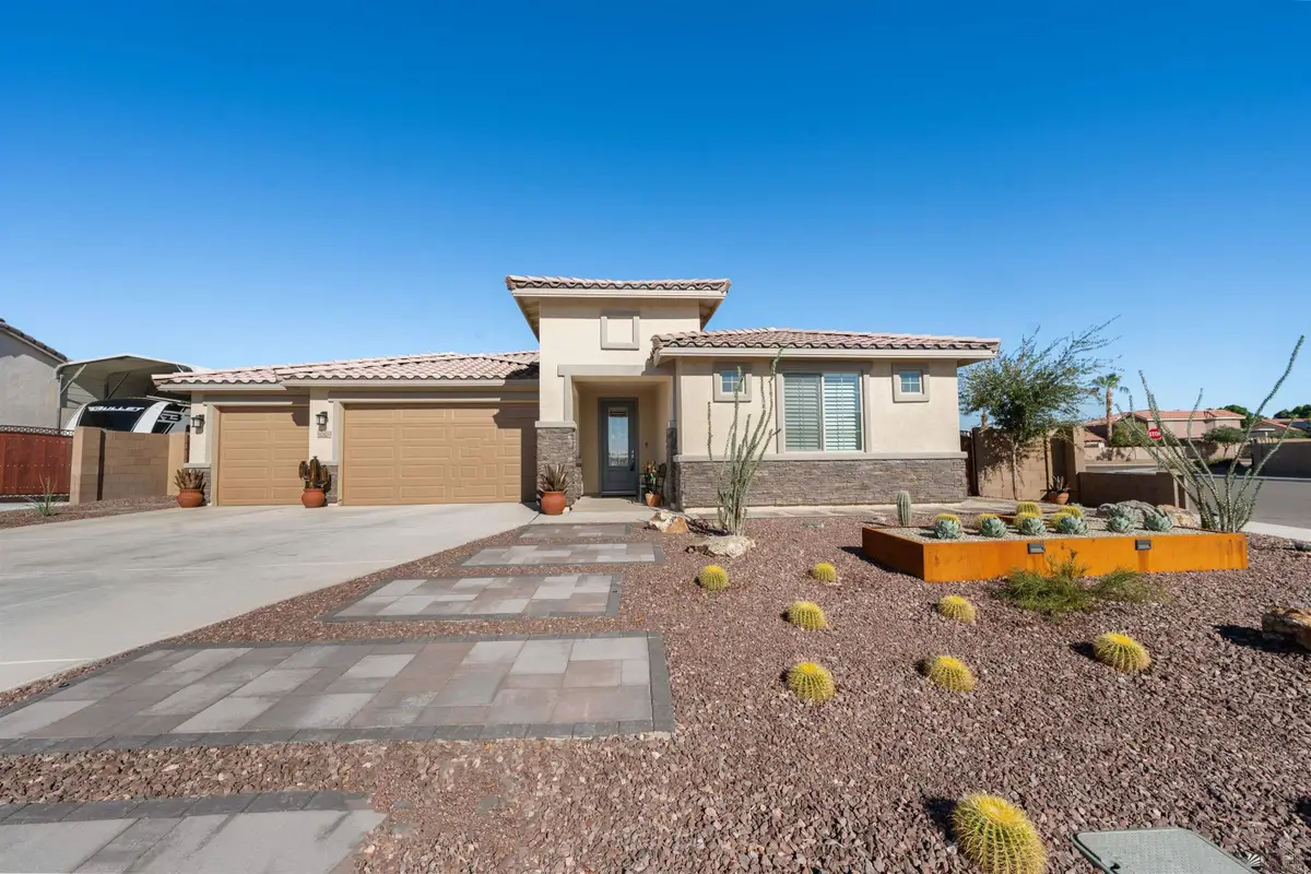 10203 S ORION AVE, Yuma, AZ 85367 - Image #1