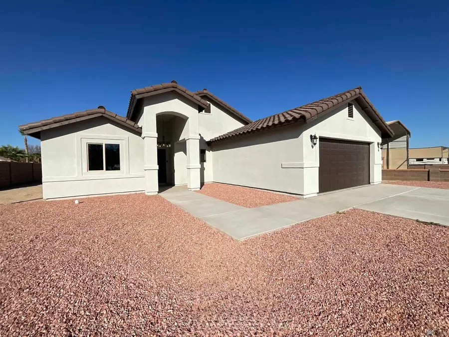 11682 COYOTE WASH ST, Wellton, AZ 85356 - Image #2