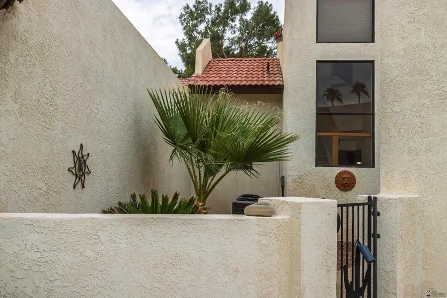 12172 E VIA LOMA VISTA, Yuma, AZ 85367 - Image #3