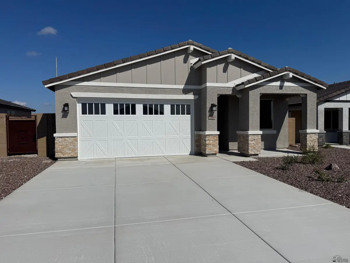 7586 E 35 ST, Yuma, AZ 85365 - Image #1