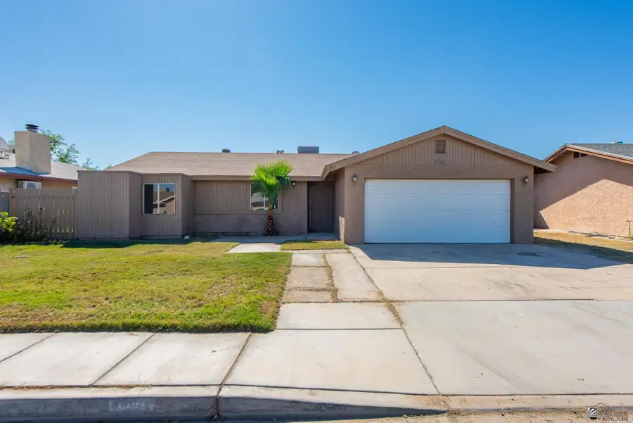 1761 W 27 DR, Yuma, AZ 85364 - Image #2