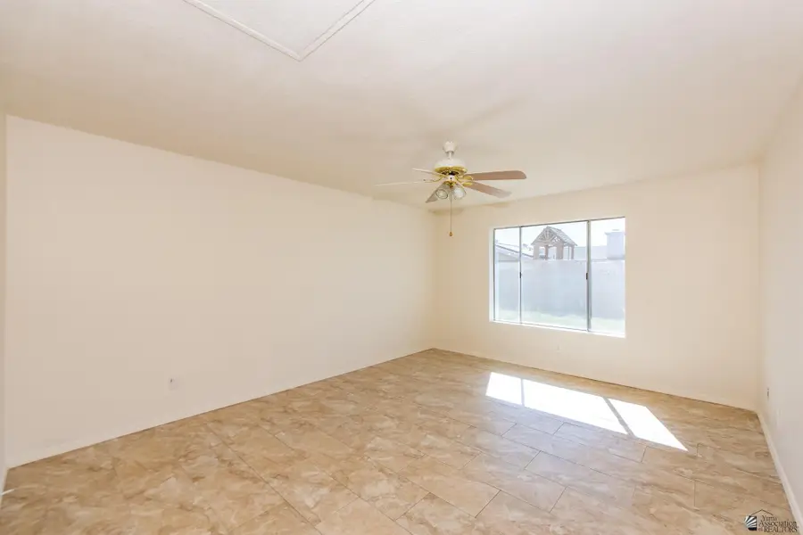1761 W 27 DR, Yuma, AZ 85364 - Image #3