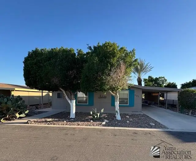 925 W DESERT VIEW LN, Yuma, AZ 85365 - #1