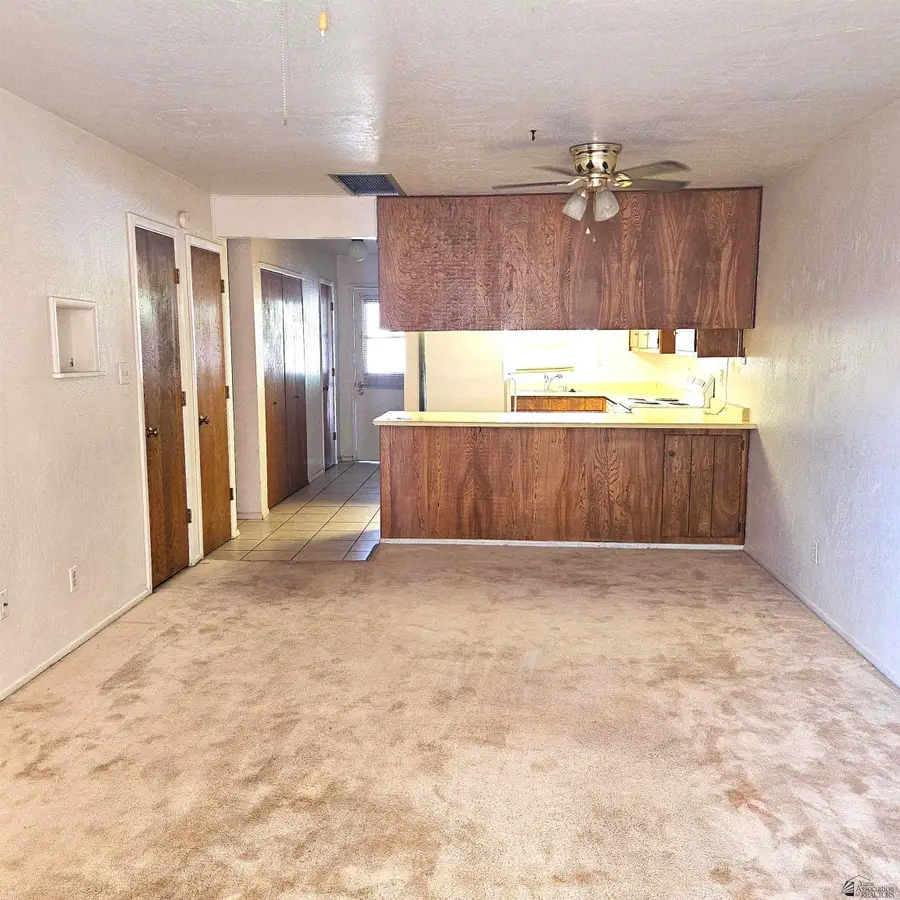 2901 S PALO VERDE LN, Yuma, AZ 85365 - Image #3