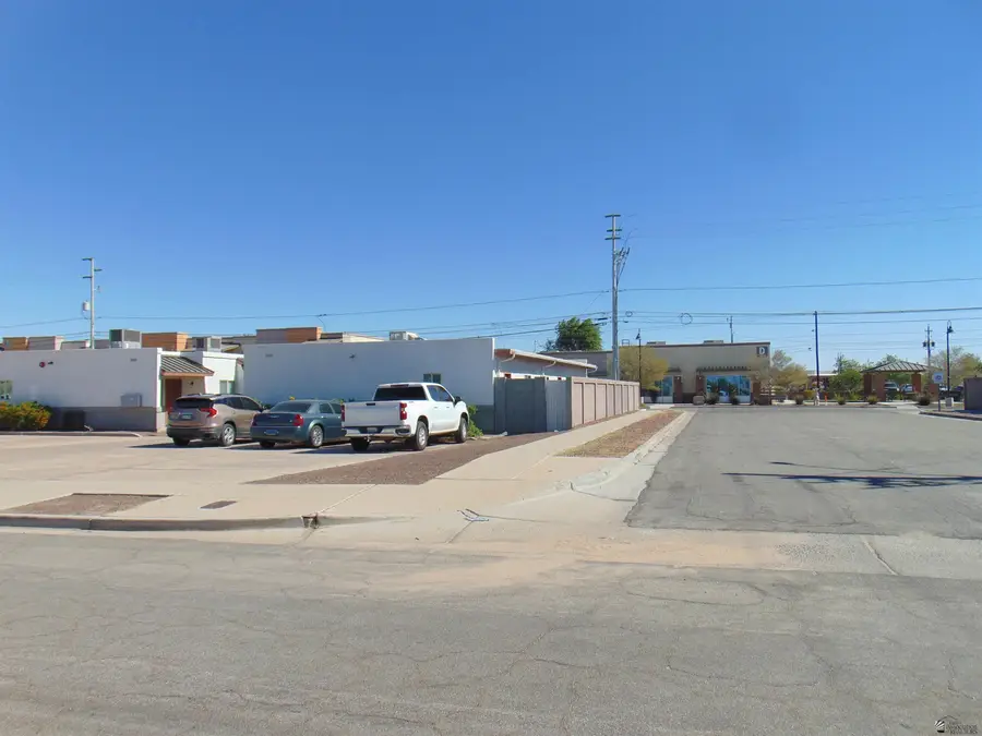 2081 & 2089 S WALNUT AVE, Yuma, AZ 85364 - Image #2