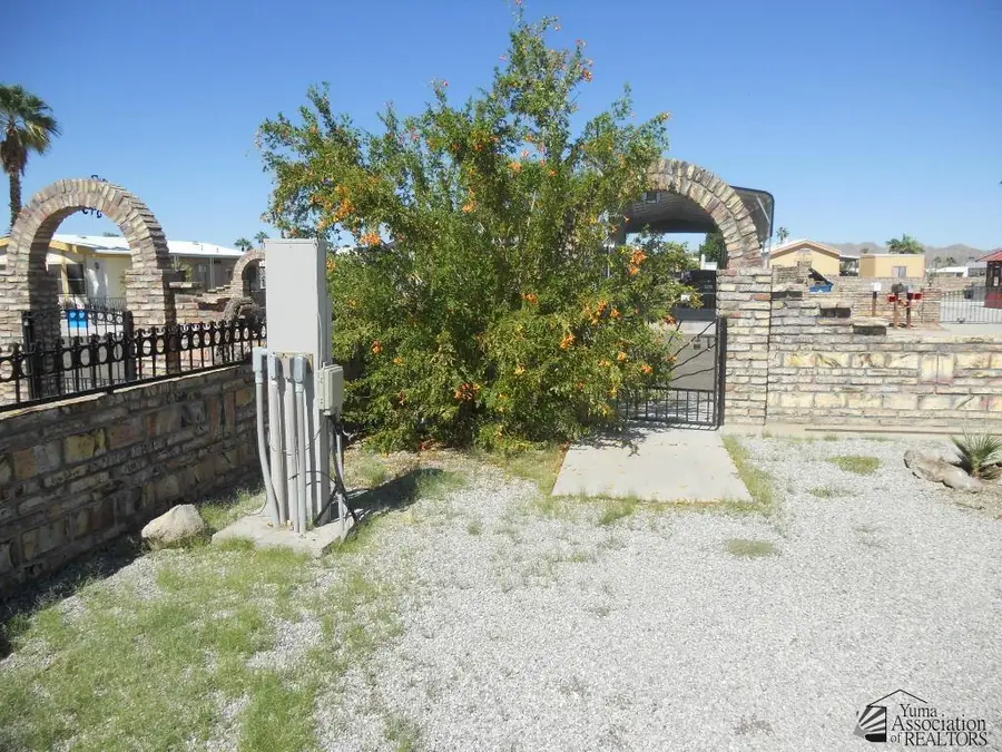 13595 E 48 DR, Yuma, AZ 85367 - Image #2