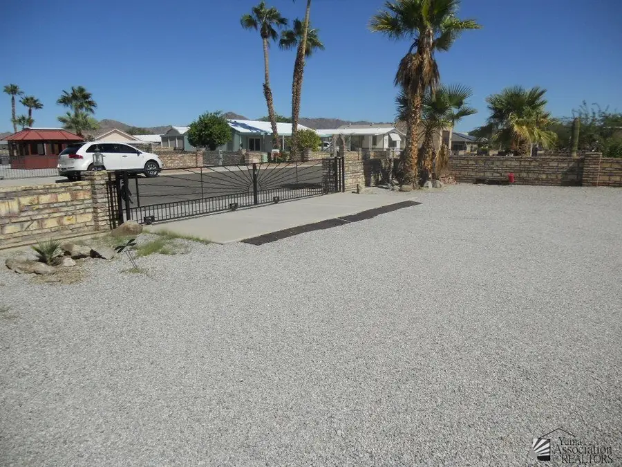 13595 E 48 DR, Yuma, AZ 85367 - Image #3