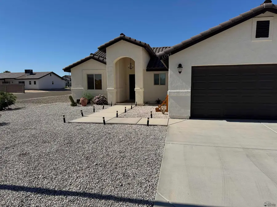 11742 S GILA ST, Wellton, AZ 85356 - Image #2