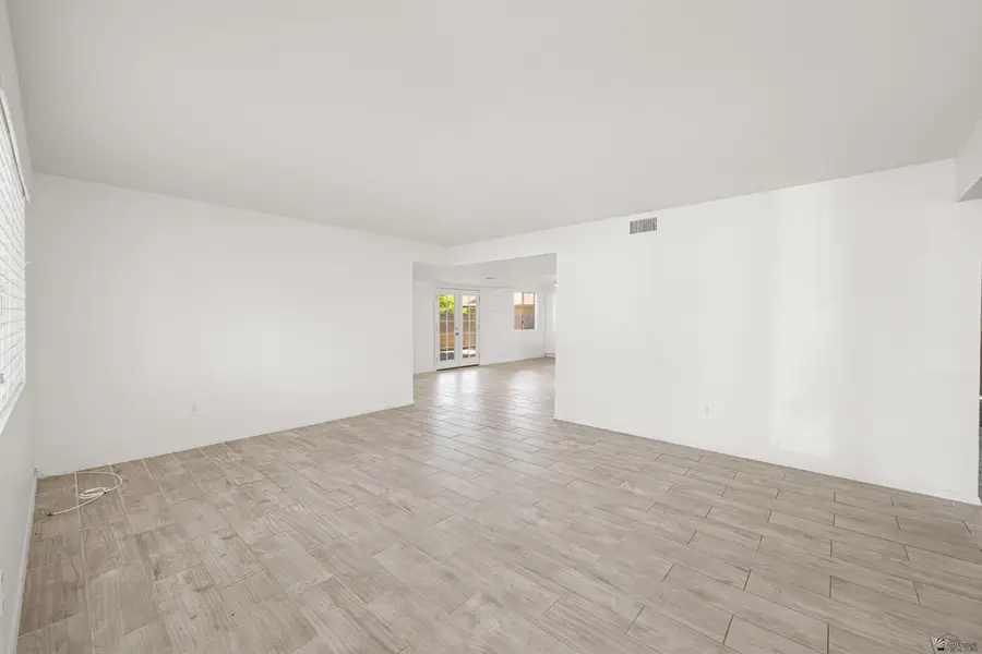 1743 W CAMINO CERRO, Yuma, AZ 85365 - Image #2