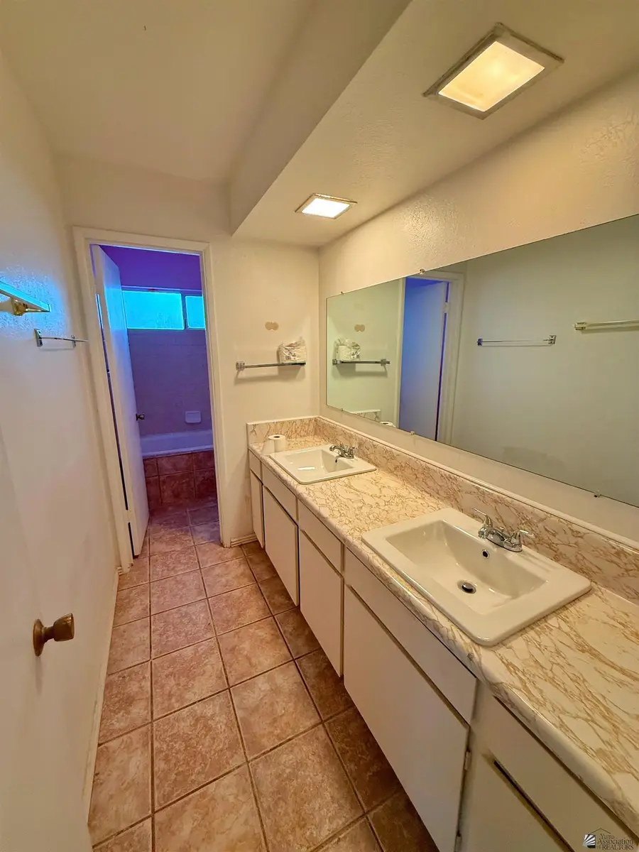 3031 S PALMAIRE AVE, Yuma, AZ 85364 - Image #3
