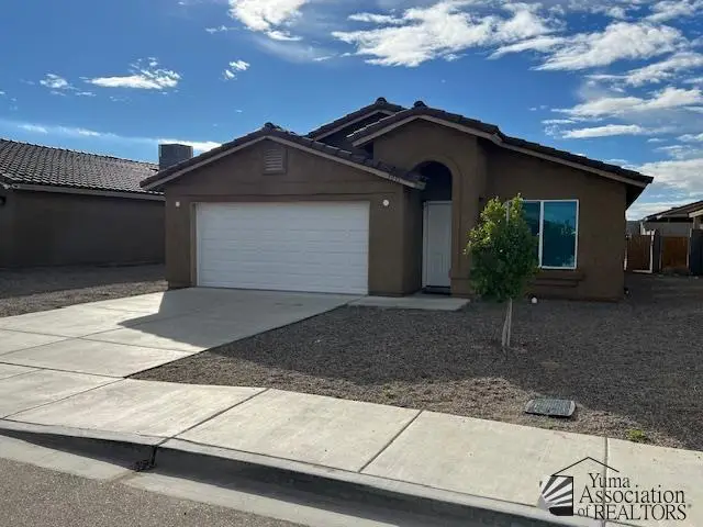 7931 E 45 LN, Yuma, AZ 85365 - Image #1