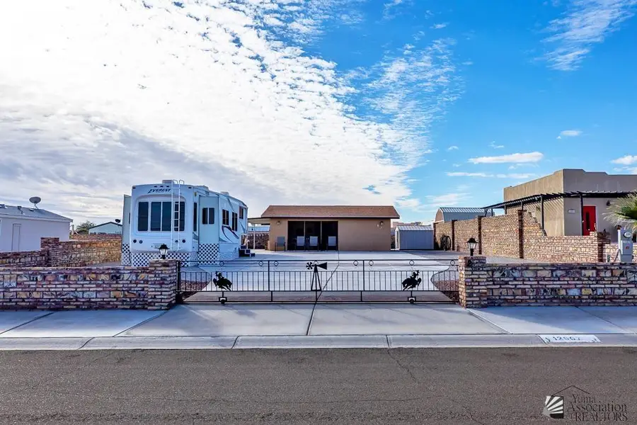 12667 E 47 DR, Yuma, AZ 85367 - Image #2