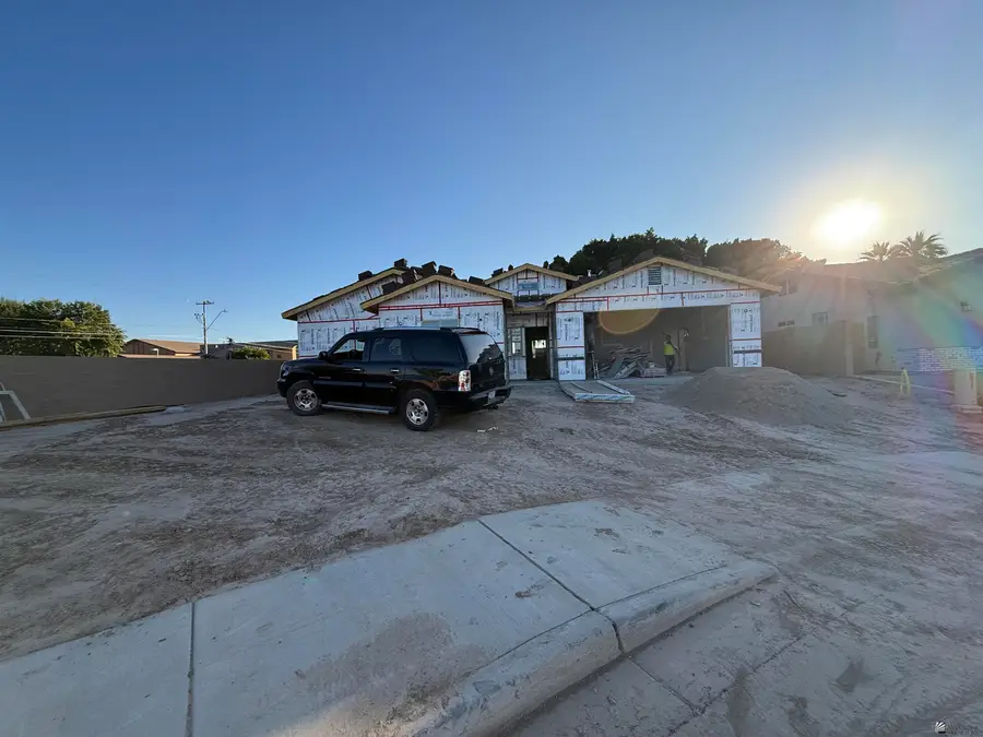 1603 S 43 DR, Yuma, AZ 85364 - Image #3