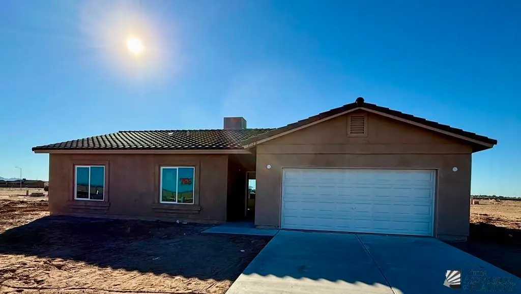 7129 E 44th Pl, Yuma, AZ 85365 - Image #1