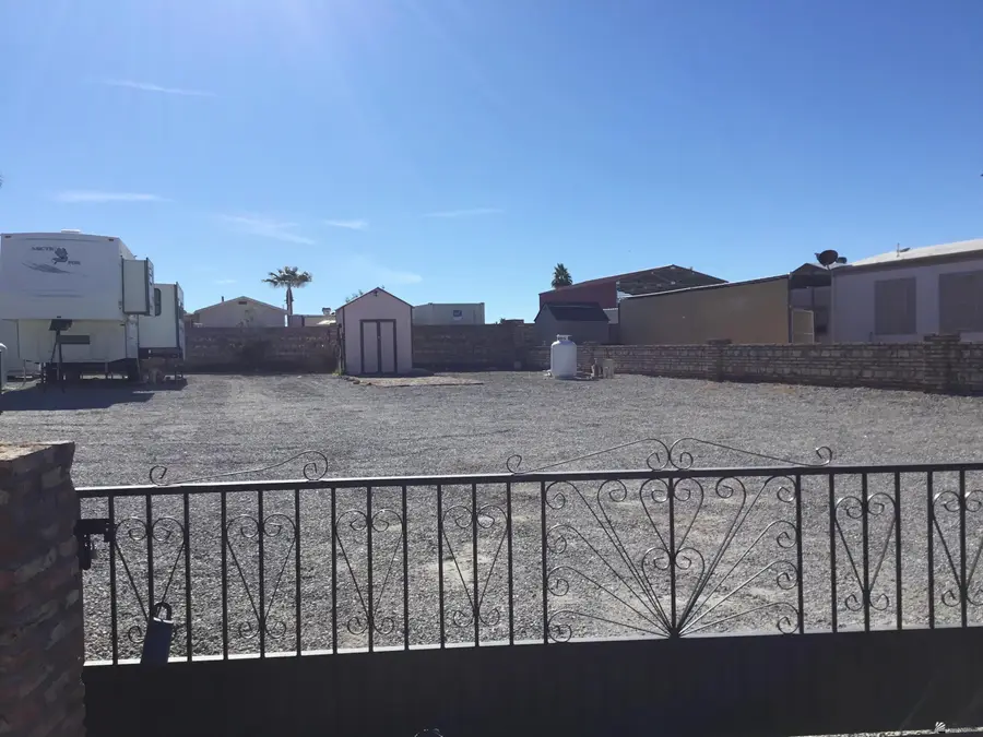 14153 E FORTUNA PALMS DR, Yuma, AZ 85367 - Image #2