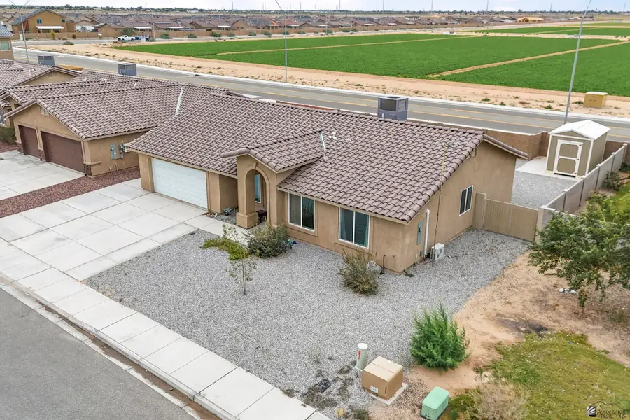 4328 S SUNFLOWER DR, Yuma, AZ 85365 - Image #3