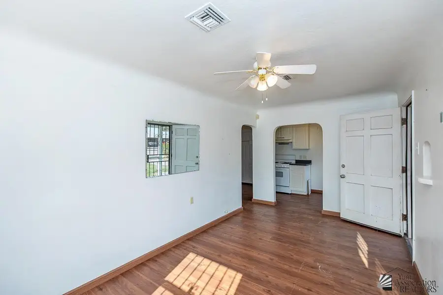 124 S 17 AVE, Yuma, AZ 85364 - Image #3