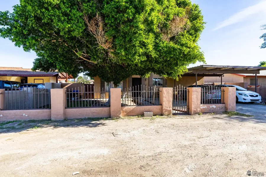 8421 S MOJAVE LN, Yuma, AZ 85364 - Image #2
