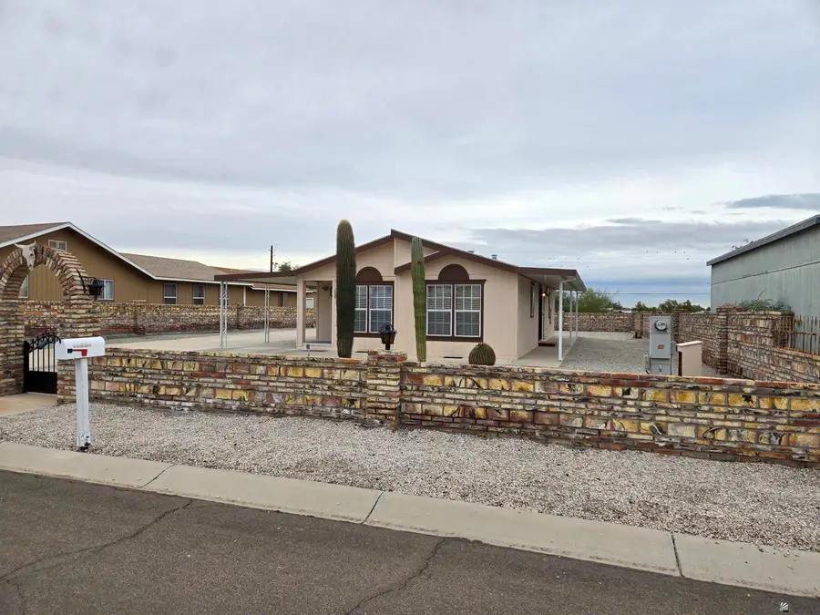 10592 S CHOYA AVE, Yuma, AZ 85367 - Image #2