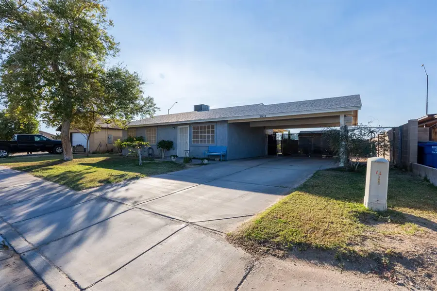 3884 S HINCKLEY DR, Yuma, AZ 85365 - Image #3
