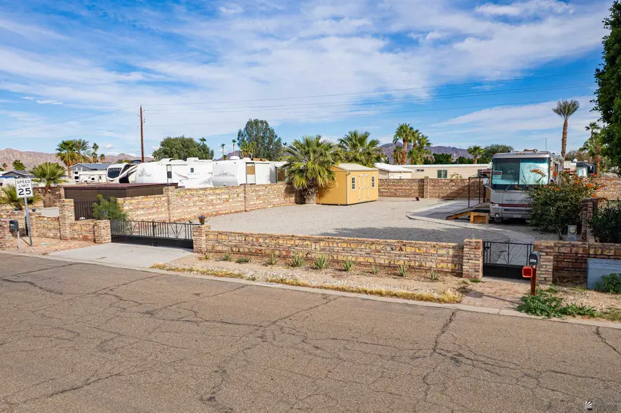 11847 S Helen DR, Yuma, AZ 85367 - Image #3