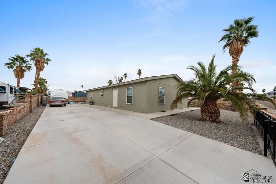 12642 E BRENDA DR, Yuma, AZ 85367 - Image #2
