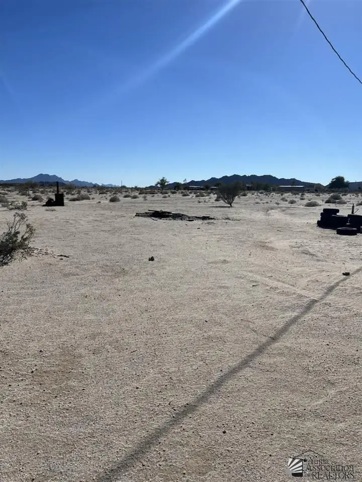 27236 E COUNTY 13 3/4 ST, Wellton, AZ 85356 - Image #3