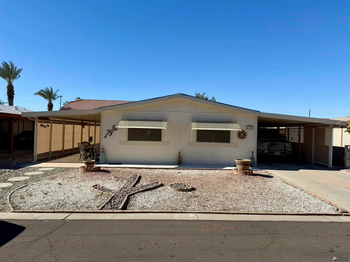 3748 S LAKESIDE DR, Yuma, AZ 85365 - Image #1