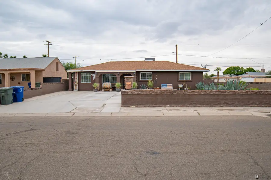 2332 S 6 AVE, Yuma, AZ 85364 - Image #2
