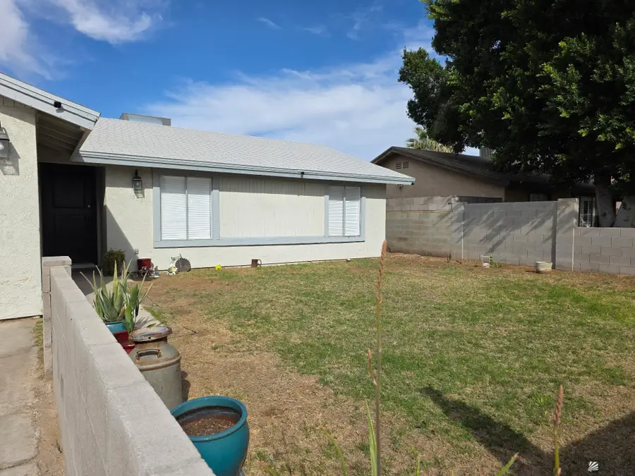 1758 W 25 LN, Yuma, AZ 85364 - Image #2