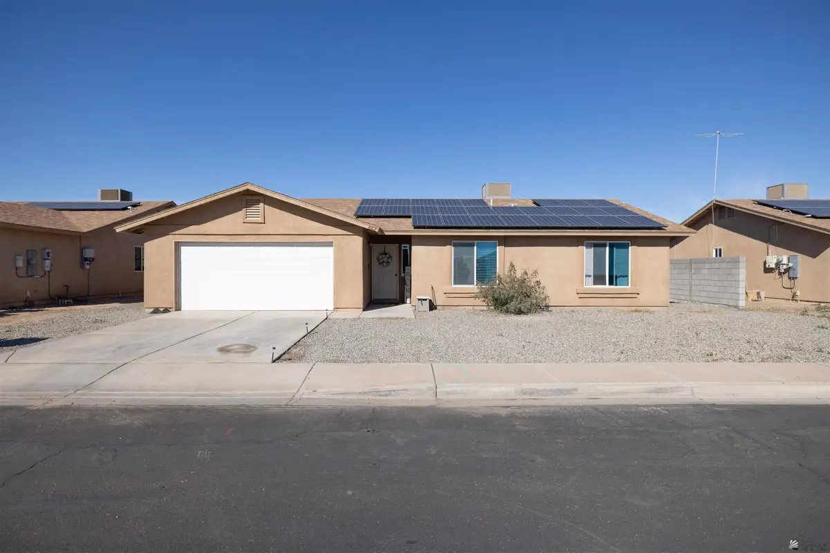 662 W 13 PL, Somerton, AZ 85350 - Image #1