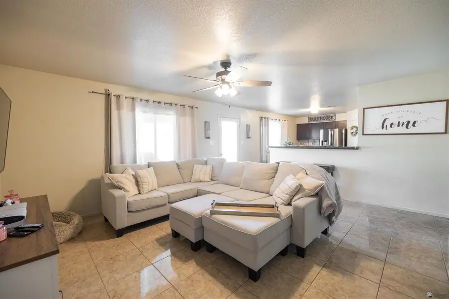 662 W 13 PL, Somerton, AZ 85350 - Image #2