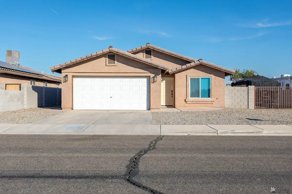 3797 S SUSANNAH DR, Yuma, AZ 85365 - Image #1