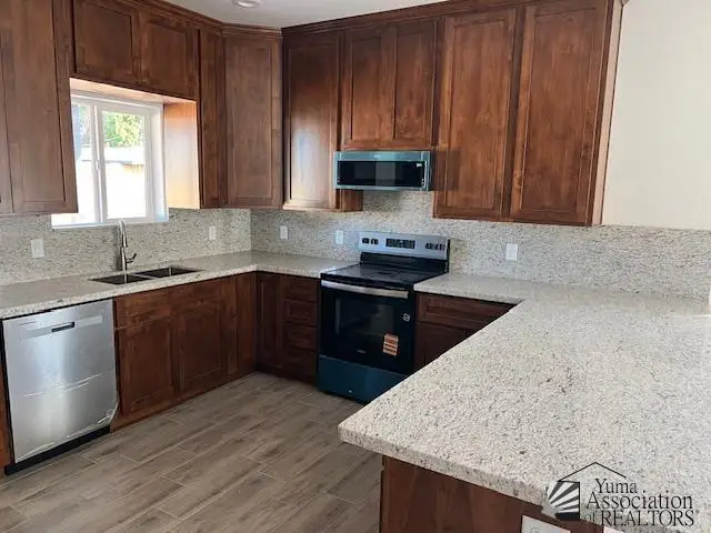 4324 W VERDE ST, Yuma, AZ 85364 - Image #3