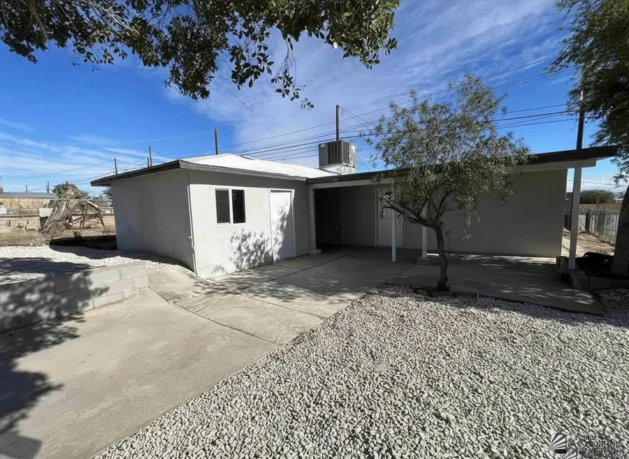 1111 S 2 AVE, Yuma, AZ 85364 - Image #2