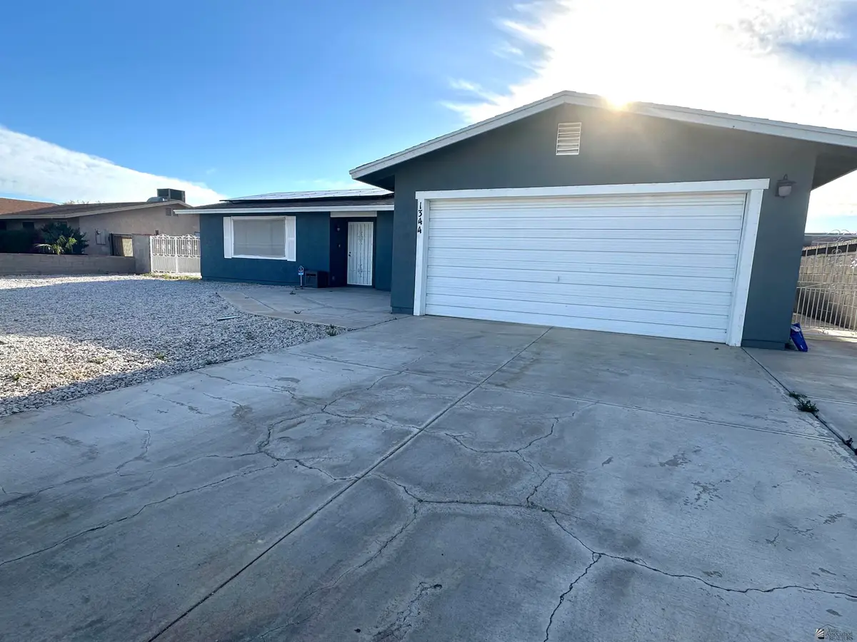 1344 S 41 DR, Yuma, AZ 85364 - Image #1