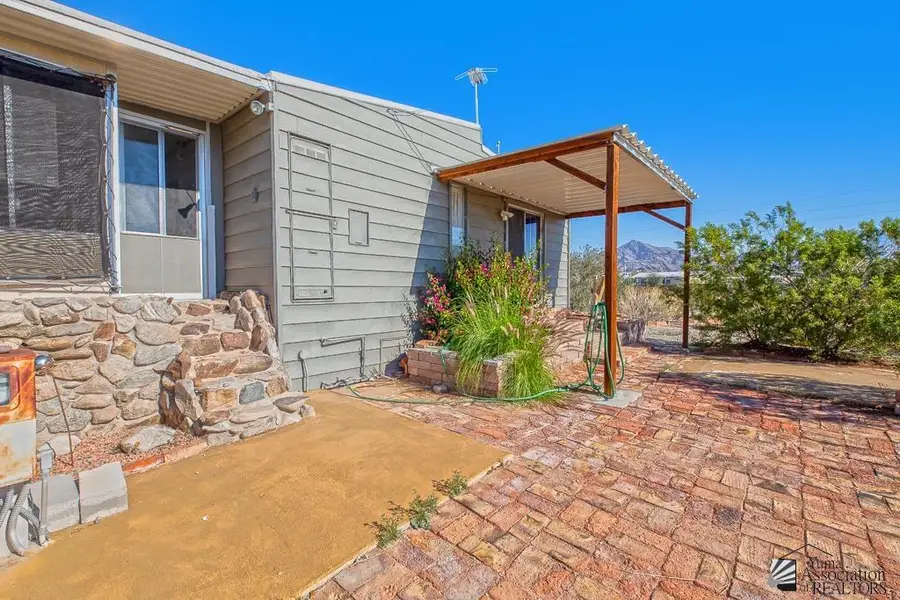 13899 E WARREN DR, Yuma, AZ 85367 - Image #3